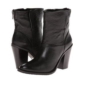 Steve Madden Earla Black Leather Chunky Heel Ankle Boots/Booties